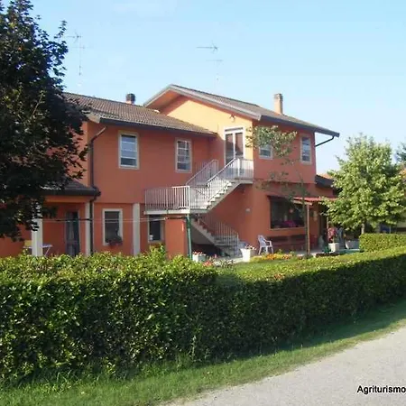 Farm stay La Fraterna Tolle