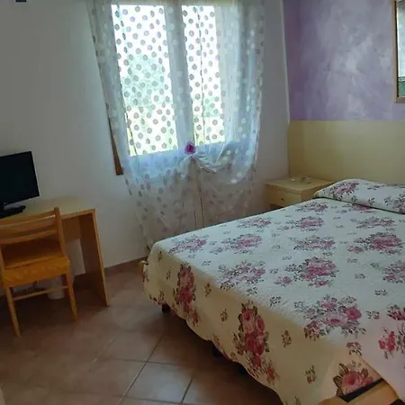 La Fraterna Tolle